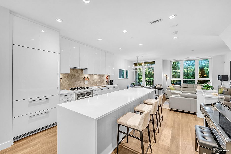 TH-5 5410 Shortcut Road Vancouver, BC - 15