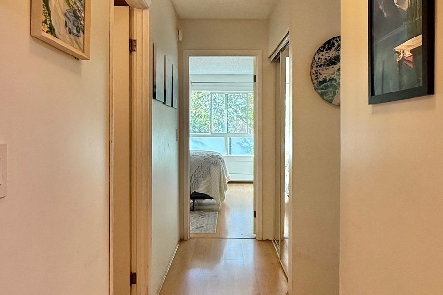 208 1516 Charles Street Vancouver, BC - 16