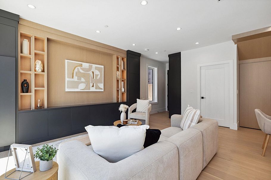 #2 2244 E 11th Avenue Vancouver, BC - 13