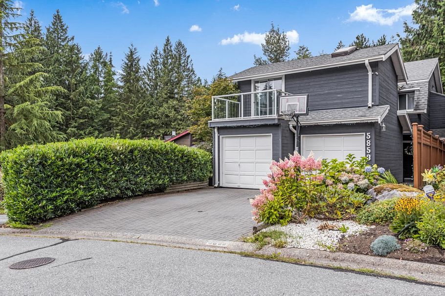5853 Grousewoods Crescent North Vancouver, BC - 1