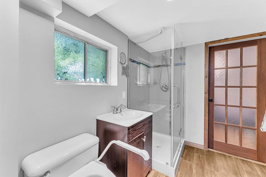 4160 St. Catherines Street Vancouver, BC - 29