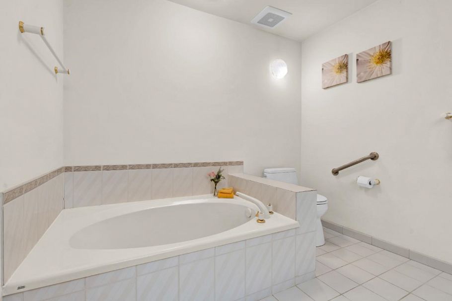 309 3755 W 8th Avenue Vancouver, BC - 14