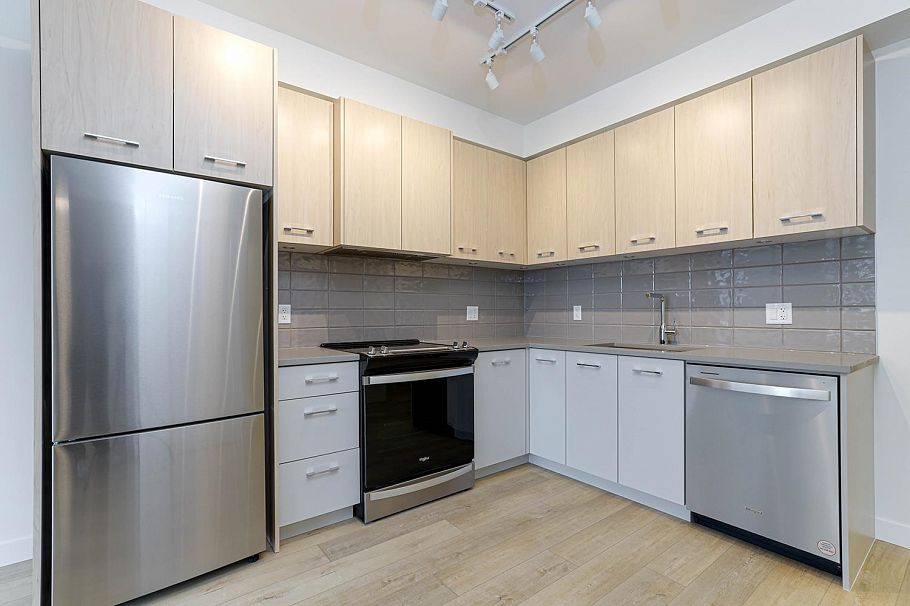 411 4933 Clarendon Street Vancouver, BC - 11