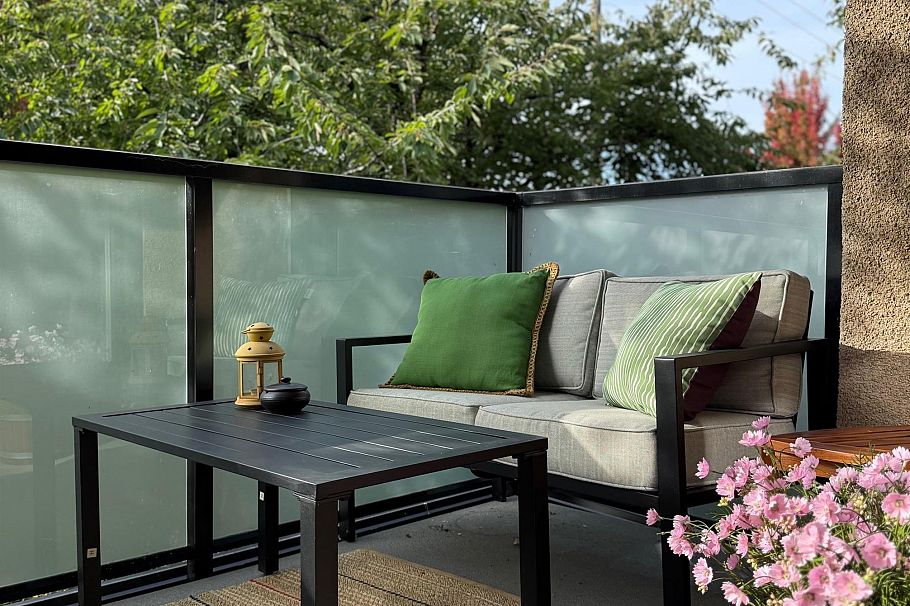 208 1516 Charles Street Vancouver, BC - 23