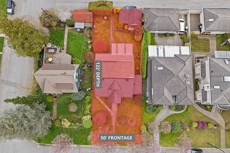 5878 Arlington Street Vancouver, BC - 1