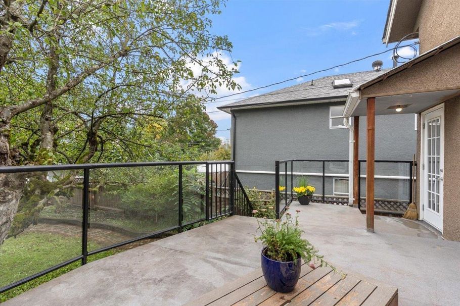 4833 Lanark Street Vancouver, BC - 26