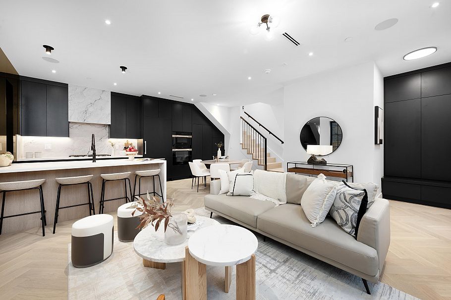 1 240 E 37th Avenue Vancouver, BC - 11