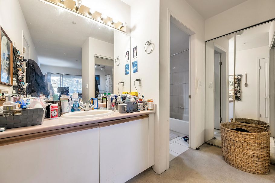 202 525 Wheelhouse Square Vancouver, BC - 15