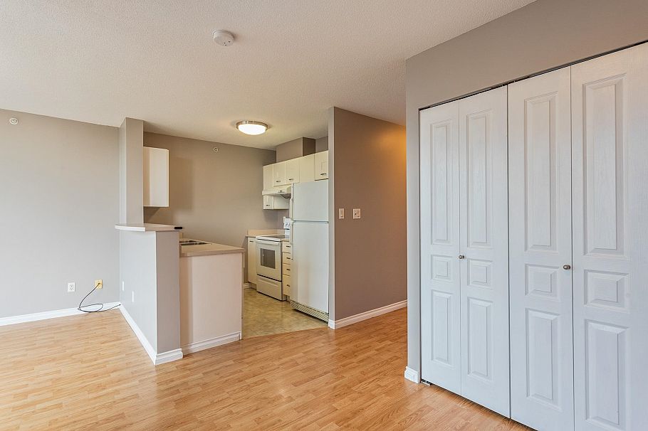 803 3438 Vanness Avenue Vancouver, BC - 9