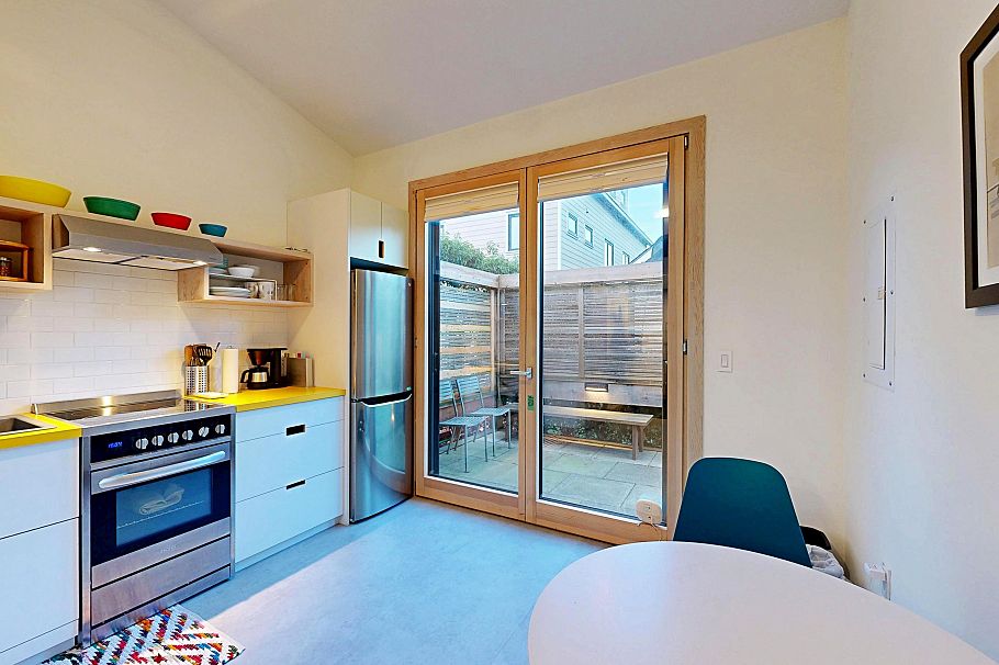 2640 Mcgill Street Vancouver, BC - 23