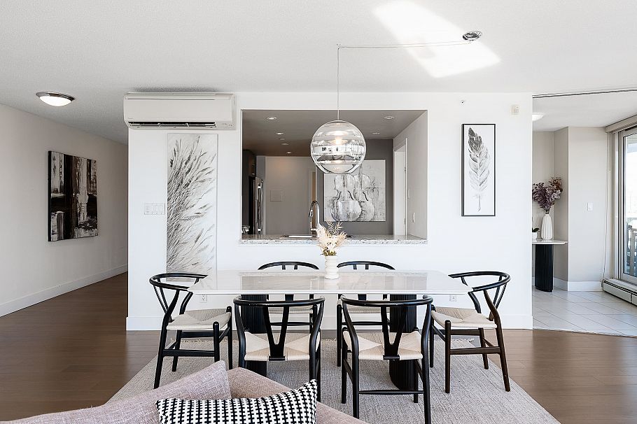 1202 1383 Marinaside Crescent Vancouver, BC - 8