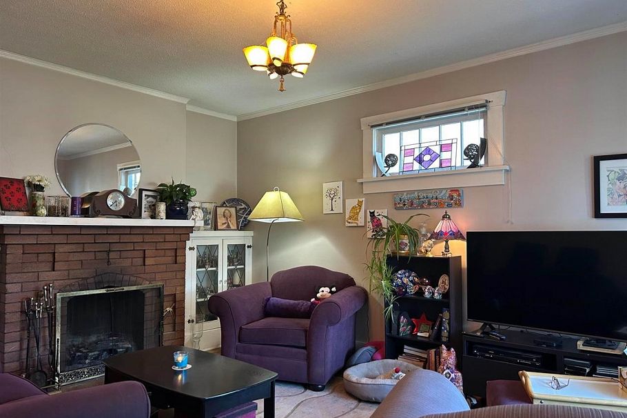 3474 Franklin Street Vancouver, BC - 2