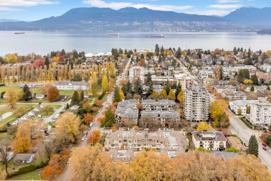 309 3755 W 8th Avenue Vancouver, BC - 40