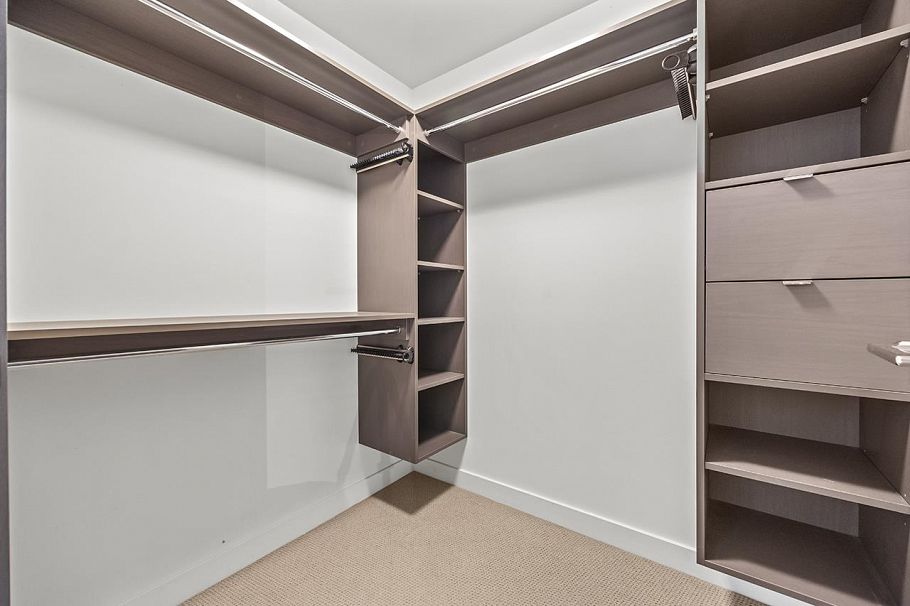 758 38 Smithe Street Vancouver, BC - 16