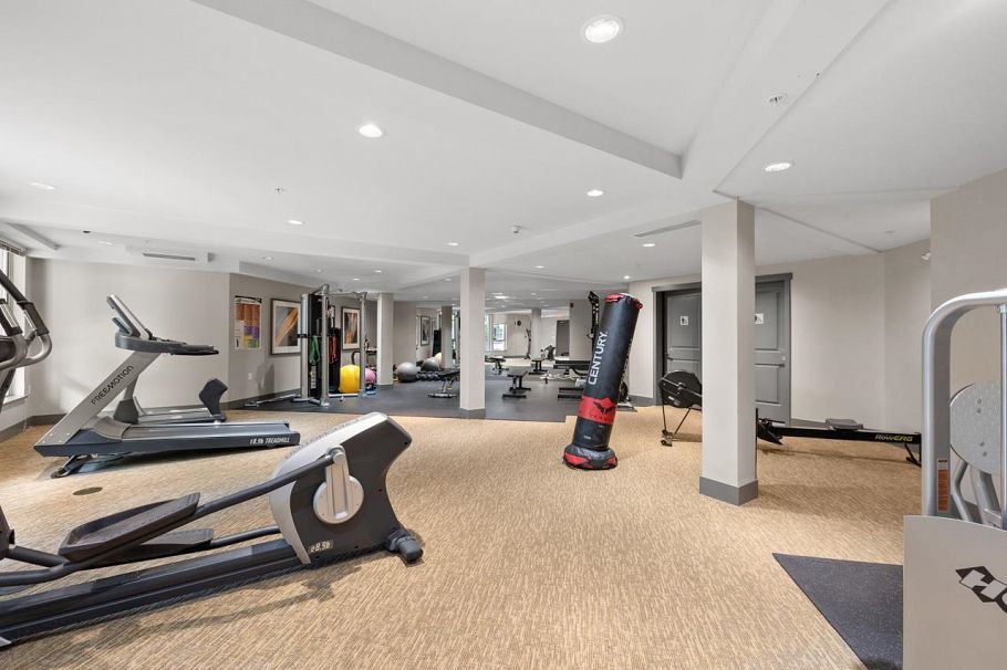 304 139 W 22nd Street North Vancouver, BC - 22