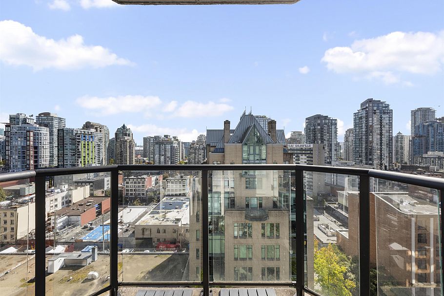 1401 811 Helmcken Street Vancouver, BC - 20