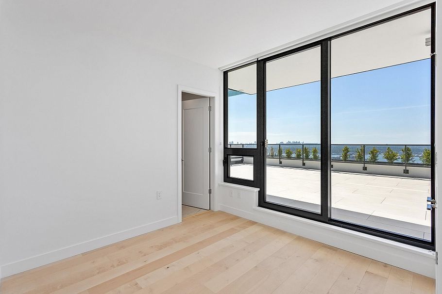 1602 135 E 13th Street North Vancouver, BC - 21