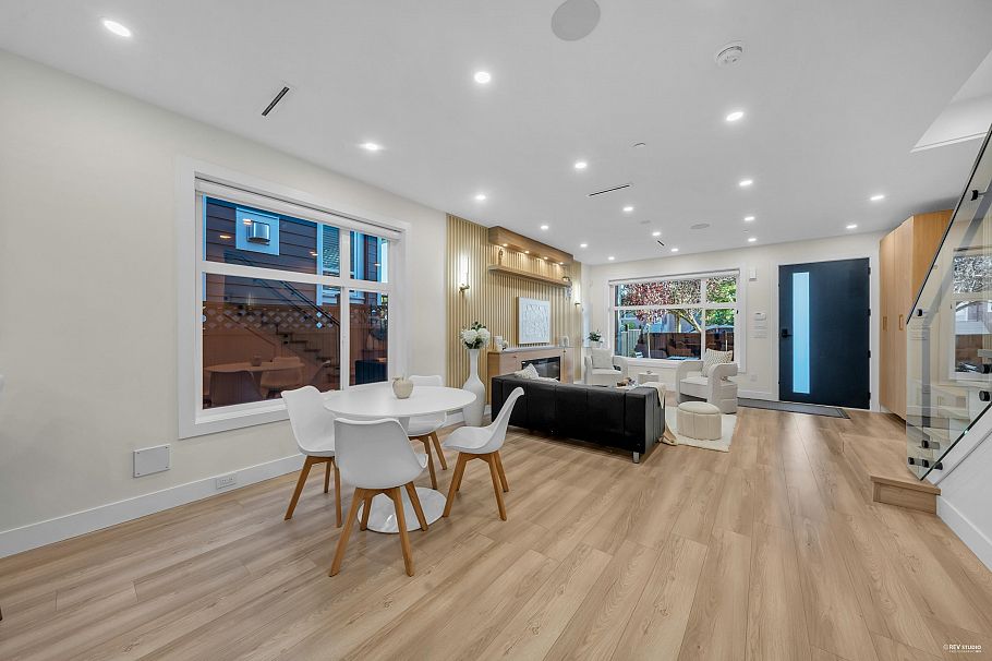 2 2705 East 3rd Avenue Vancouver, BC - 5