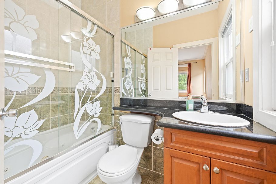 3806 Pine Street Burnaby, BC - 13