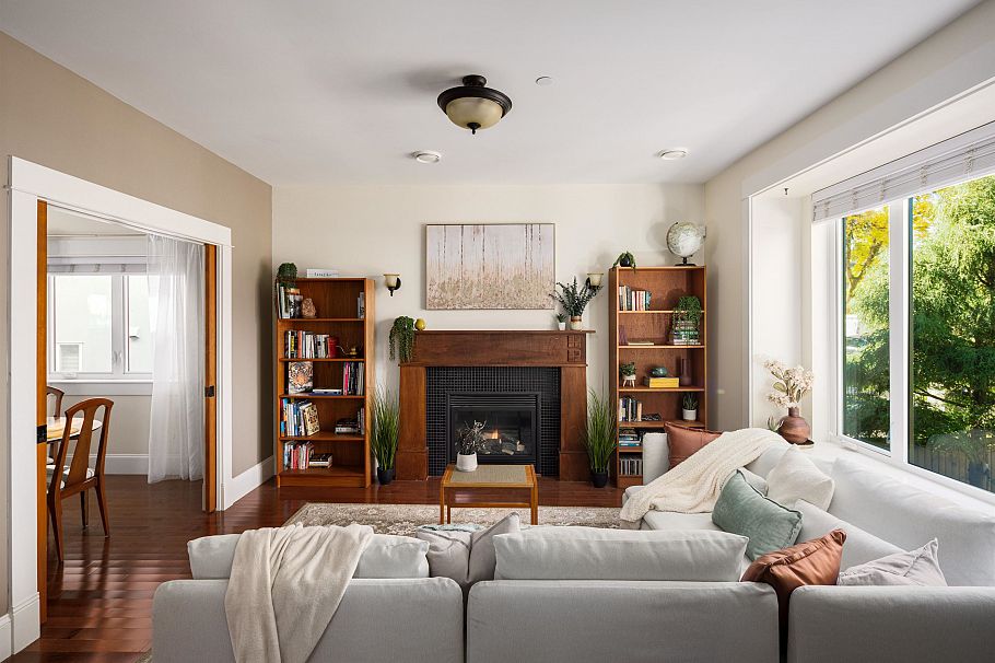 4804 Elgin Street Vancouver, BC - 1