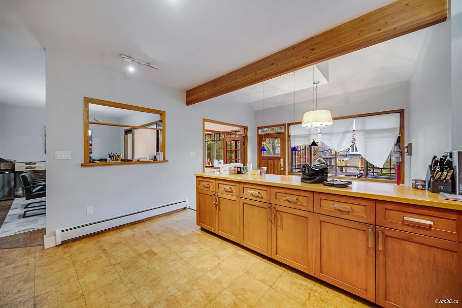 3758 W 35th Avenue Vancouver, BC - 13