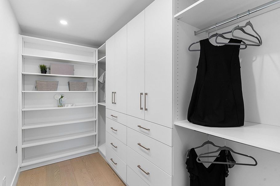 340 E Keith Road North Vancouver, BC - 14