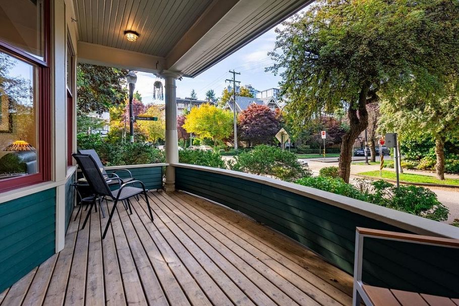 1056 Nicola Street Vancouver, BC - 11