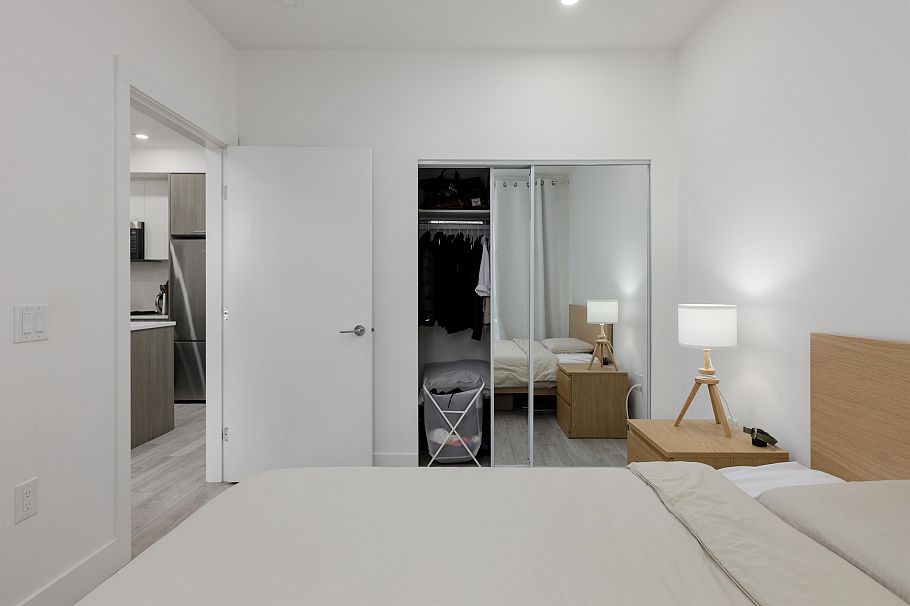 204 979 E 19th Avenue Vancouver, BC - 11