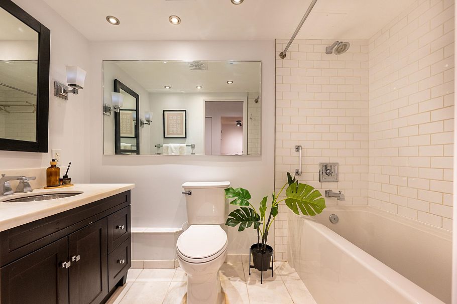 304 1855 Nelson Street Vancouver, BC - 20