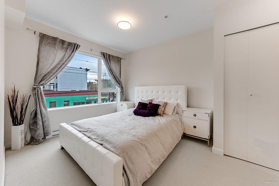 204 202 E 24th Avenue Vancouver, BC - 8