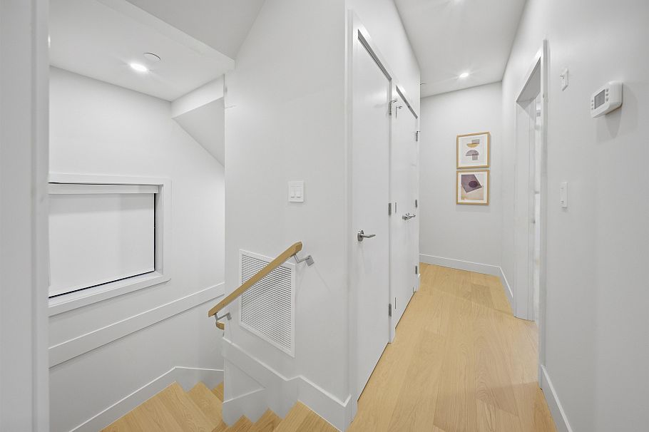 2 2635 W 12th Avenue Vancouver, BC - 18