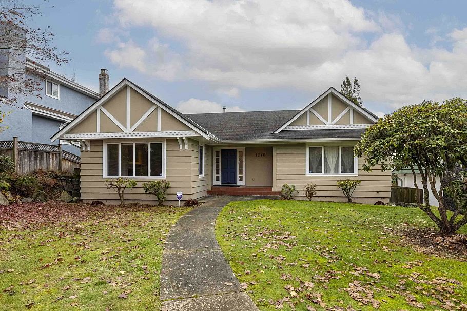 1270 W 46th Avenue Vancouver, BC - 1