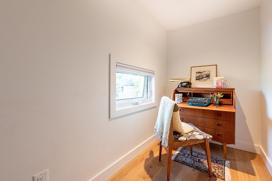 2254 Ferndale Street Vancouver, BC - 22