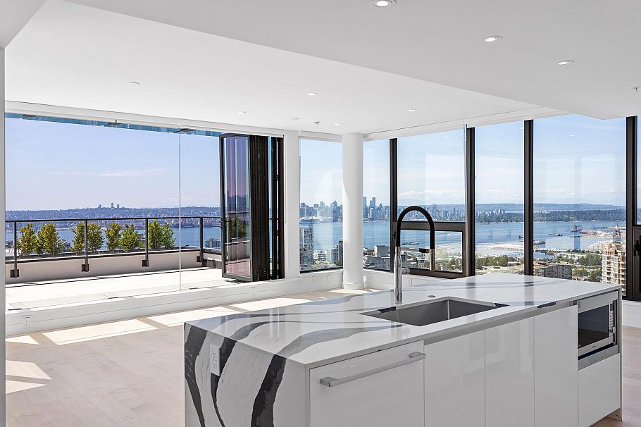 1602 135 E 13th Street North Vancouver, BC - 4