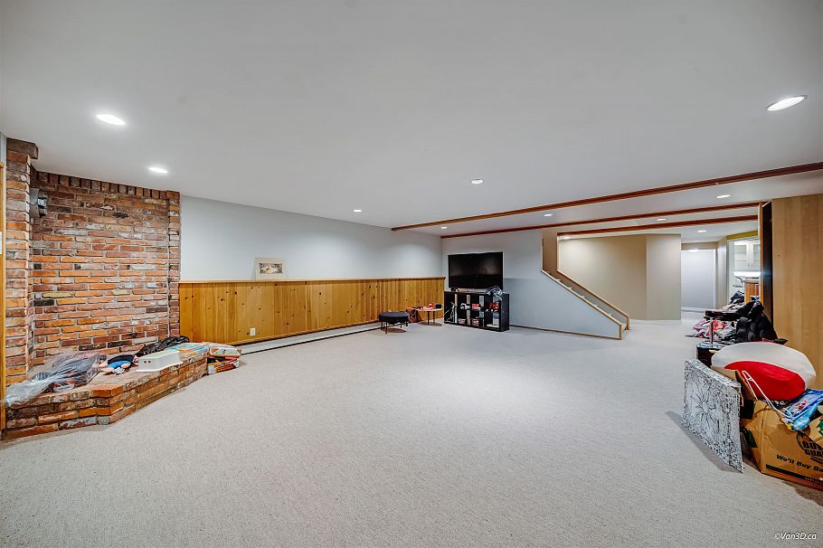 3758 W 35th Avenue Vancouver, BC - 30