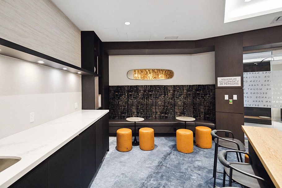 805 1500 Fern Street North Vancouver, BC - 22