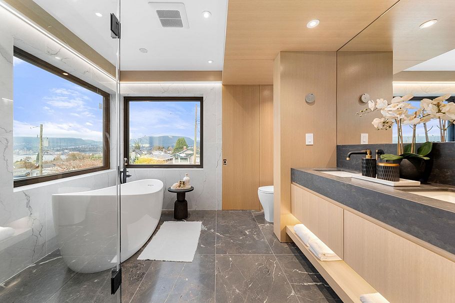 3679 Pandora Street Vancouver, BC - 15