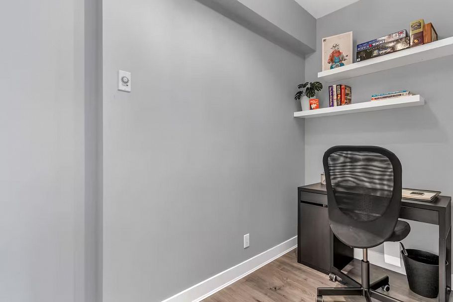 302 1238 Burrard Street Vancouver, BC - 23