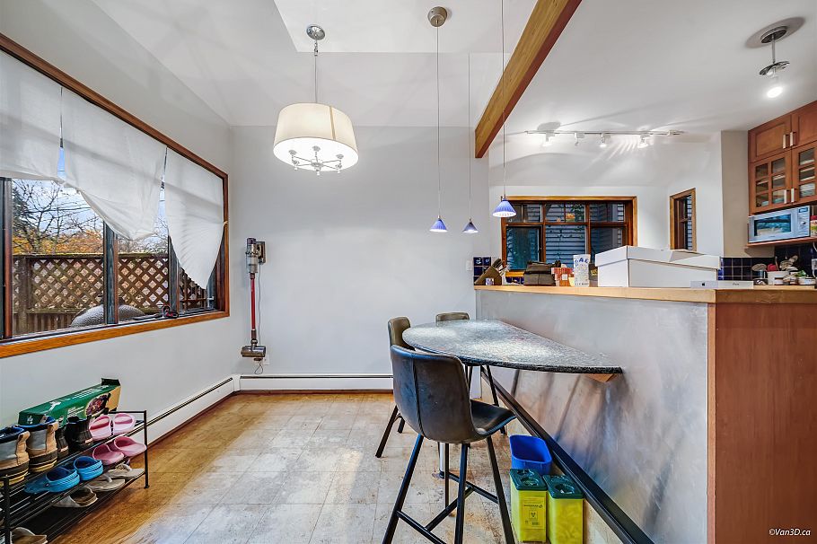 3758 W 35th Avenue Vancouver, BC - 14