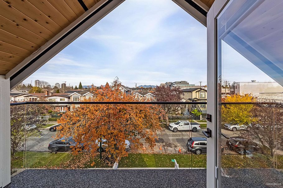 1 150 E 51 Avenue Vancouver, BC - 22