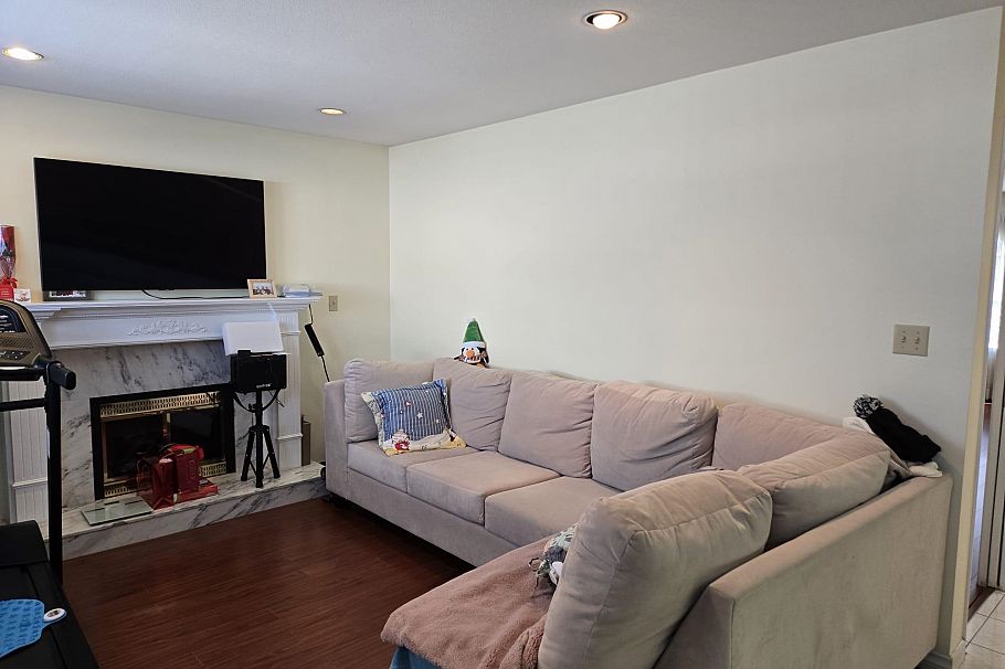 5009 ST. CATHERINES STREET, Vancouver BC V5W 3E9 Vancouver, BC - 2