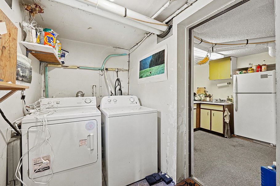 3579 W 18th Avenue Vancouver, BC - 27