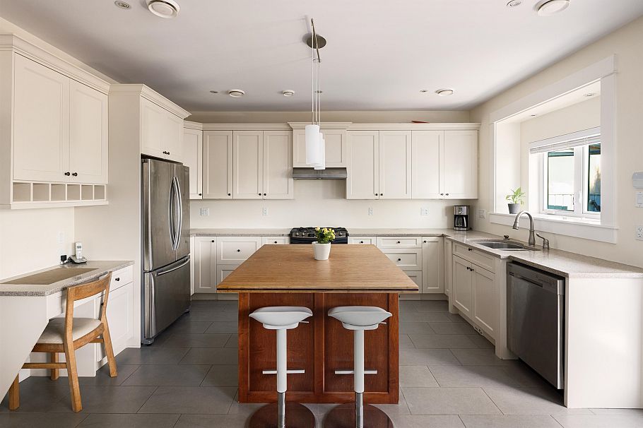 4804 Elgin Street Vancouver, BC - 12