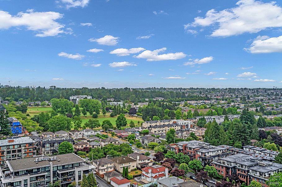 2205 8031 Nunavut Lane Vancouver, BC - 19