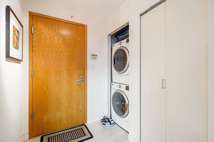 1807 1200 W Georgia Street Vancouver, BC - 26