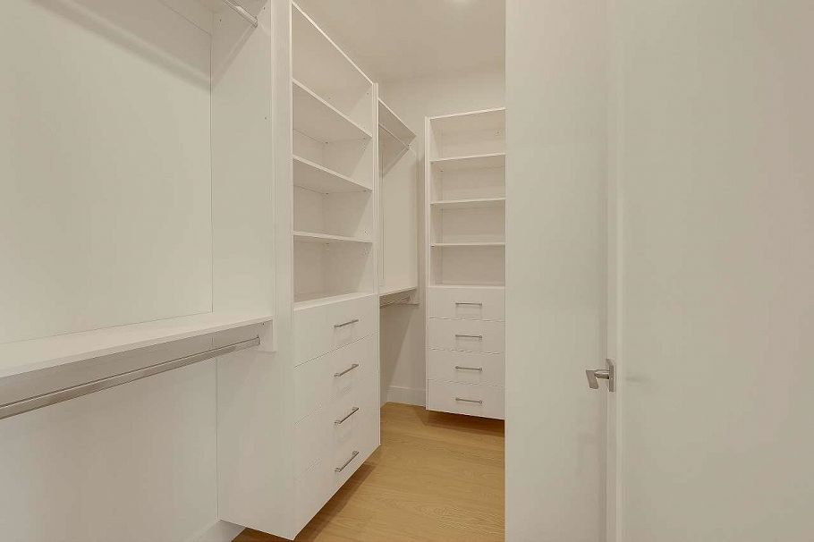 3073 E 3rd Avenue Vancouver, BC - 19