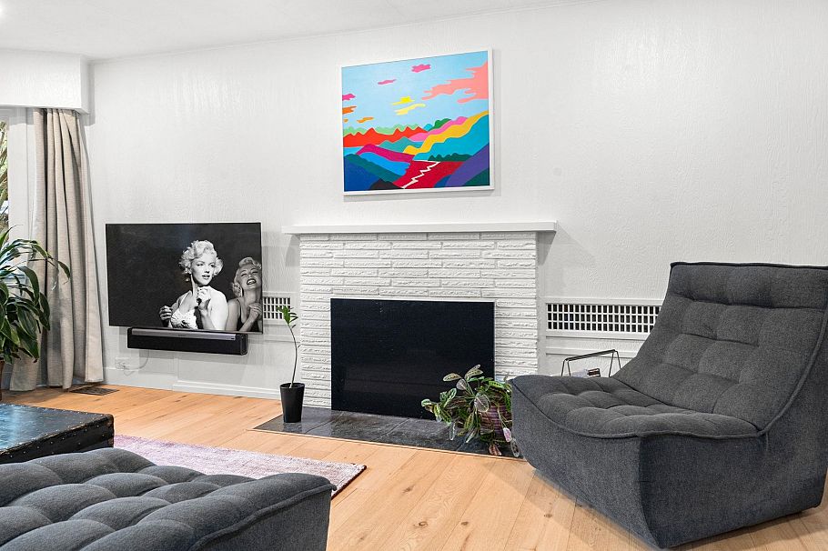 2052 Capilano Road North Vancouver, BC - 8