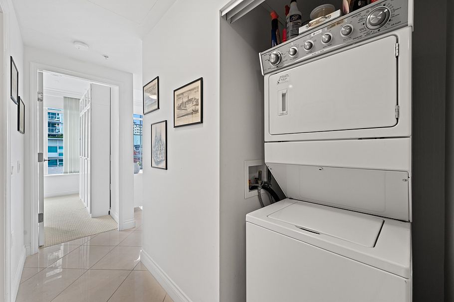 502 172 Victory Ship Way North Vancouver, BC - 22