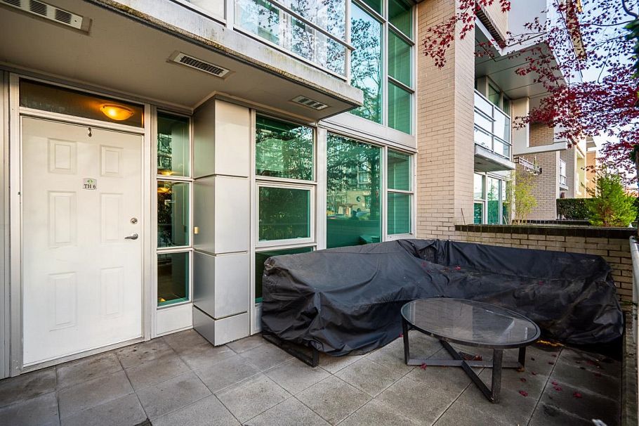TH6 168 E Esplanade Avenue North Vancouver, BC - 24