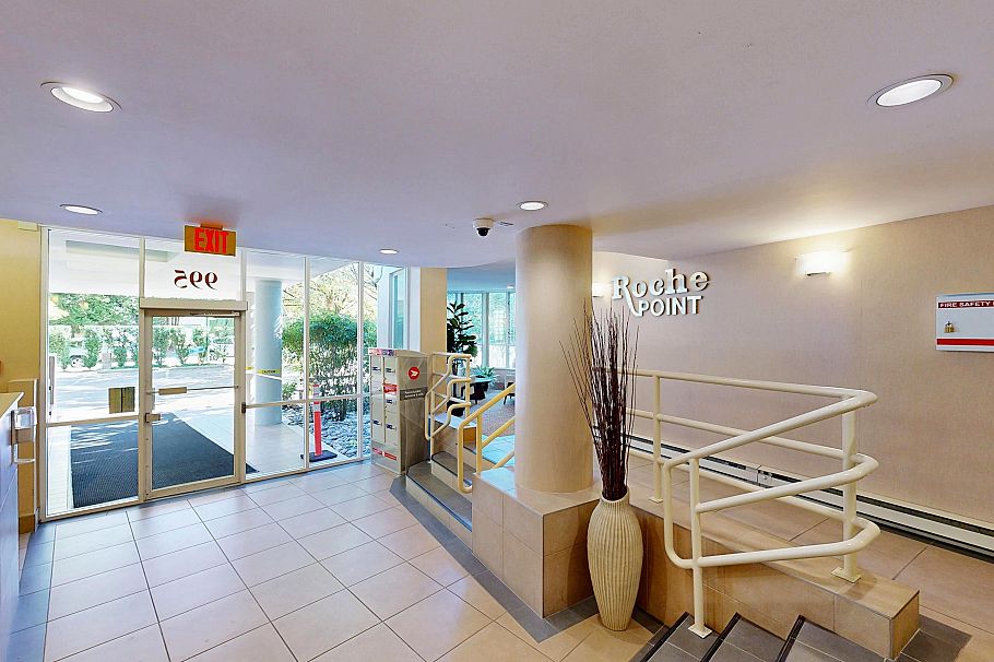 1005 995 Roche Point Drive North Vancouver, BC - 32